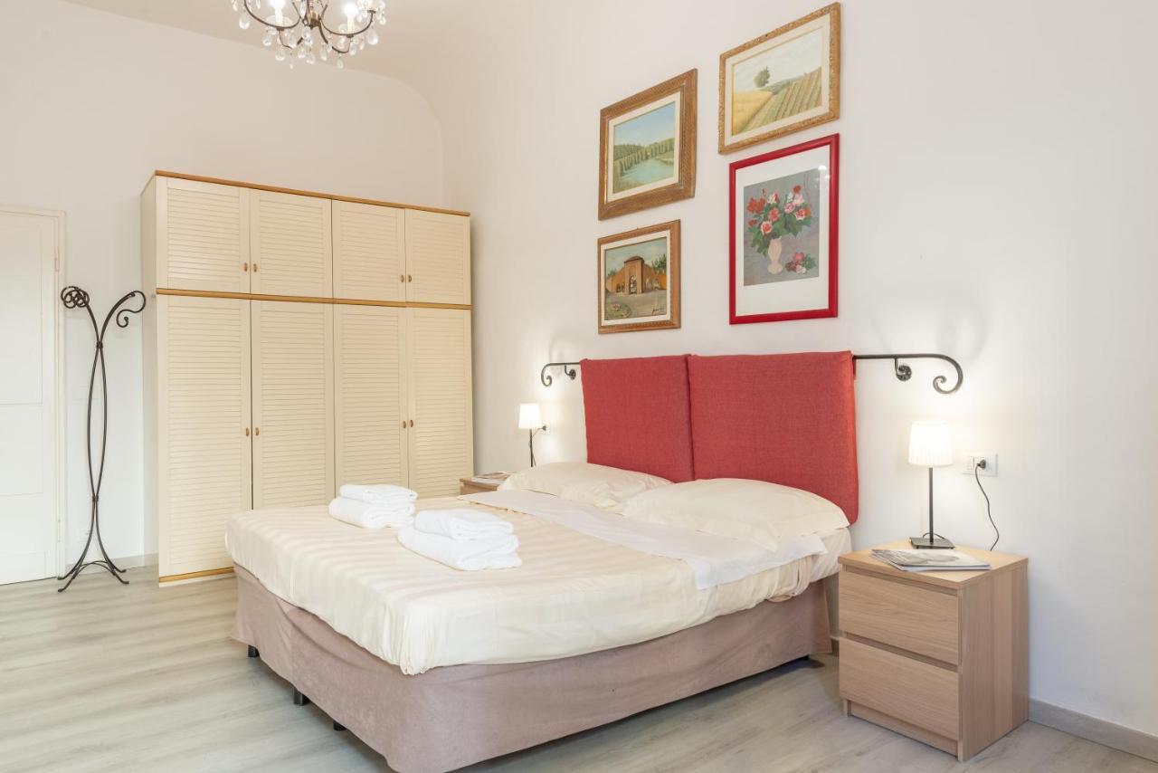Santo Spirito 2 Bedrooms フィレンツェ エクステリア 写真